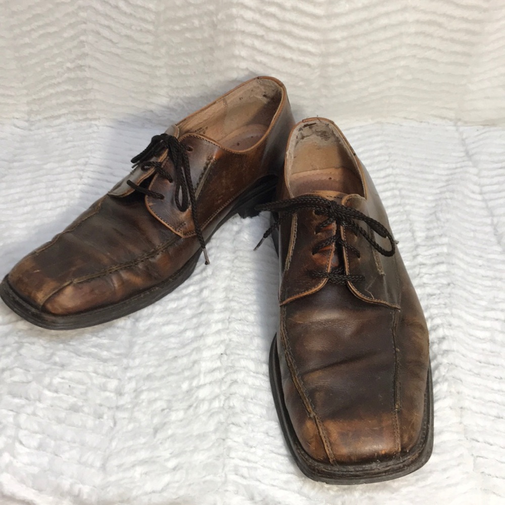 Italy Distressed Leather Dress Shoes